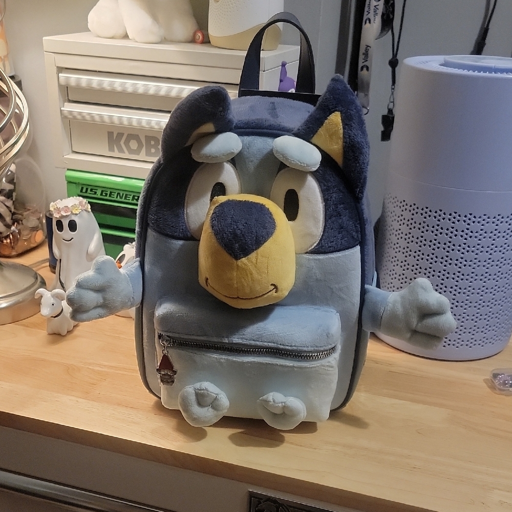 HER UNIVERSE BLUEY BACKPACK NWT